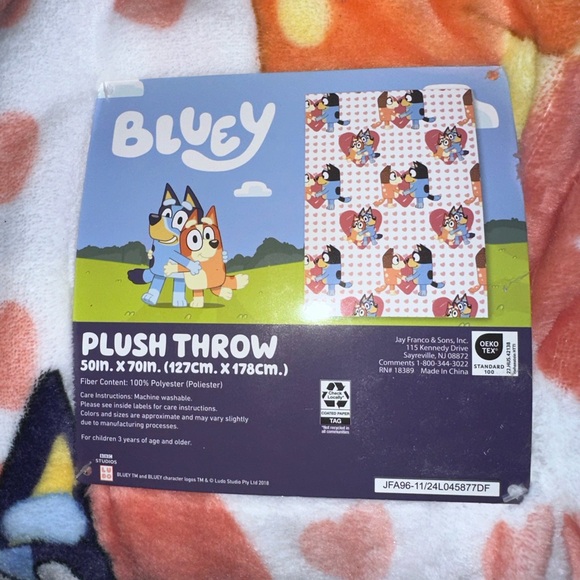 Bluey Plush Throw Blanket - Picture 1 of 3